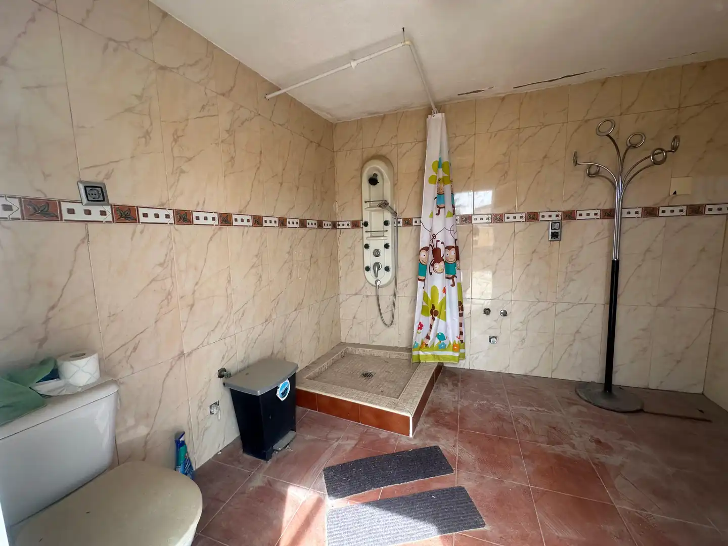 Bathroom of Houses for sale in Roquetas de Mar