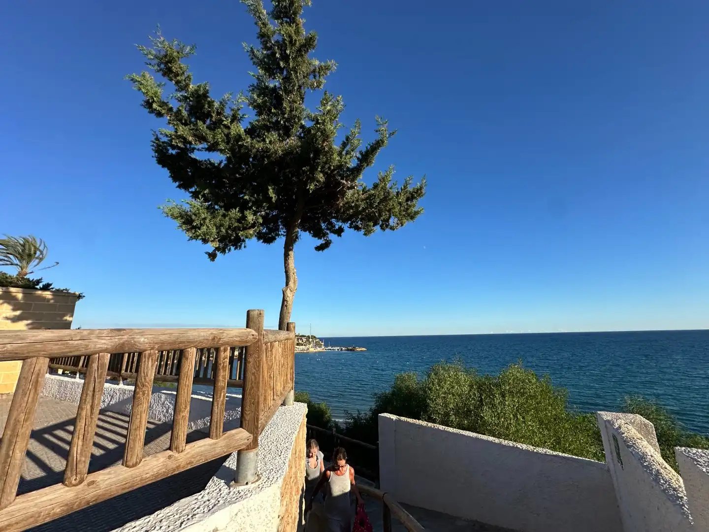 Einfamilien-Reihenhaus zum Verkauf in Orihuela mit Terrasse, Abstellraum und Schwimmbad