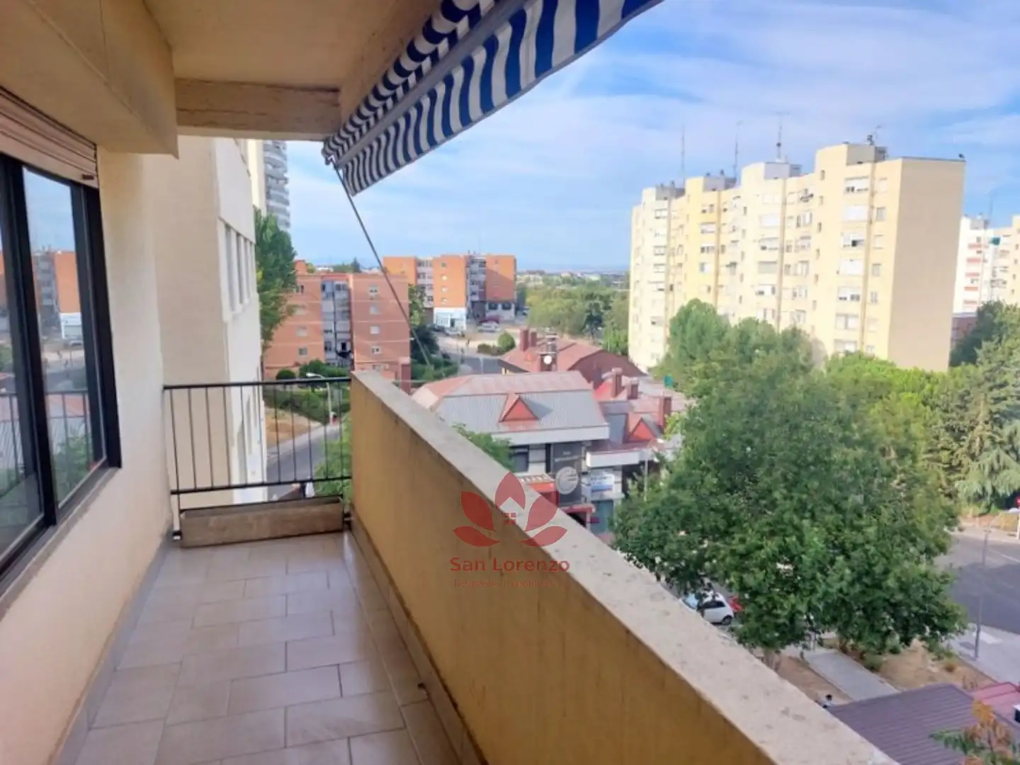 Terrassa de Pis en venda en Madrid