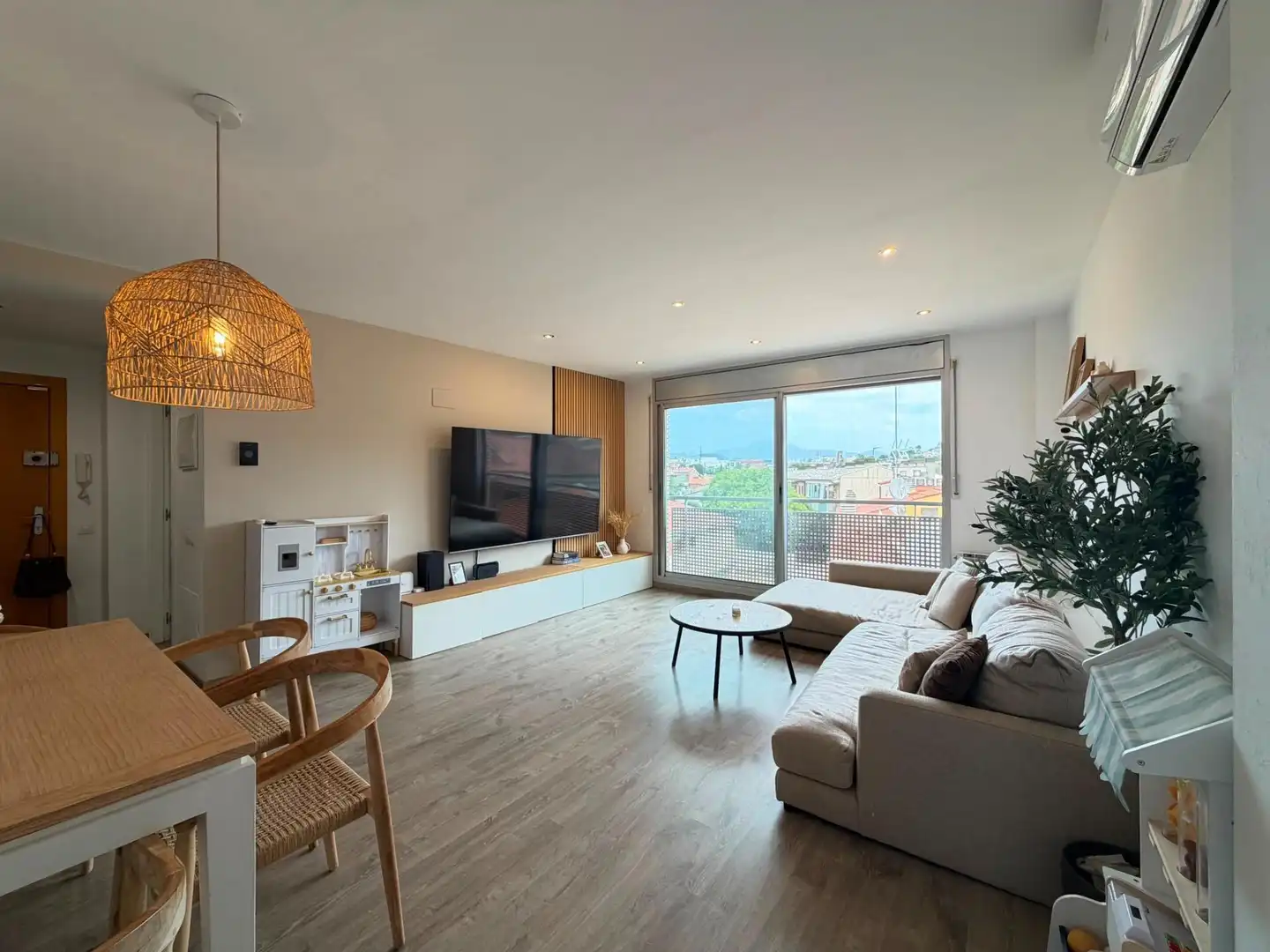 Sala d'estar de Àtic en venda en Sant Quirze del Vallès amb Aire condicionat i Calefacció