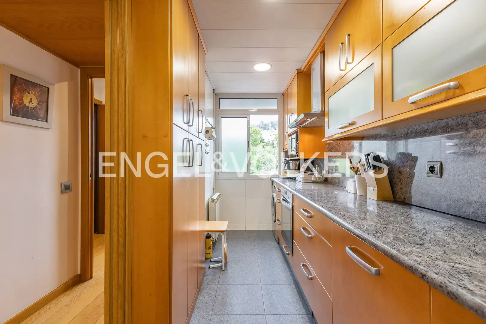 Küche von Wohnung zum Verkauf in Barcelona mit Klimaanlage, Heizung und Abstellraum