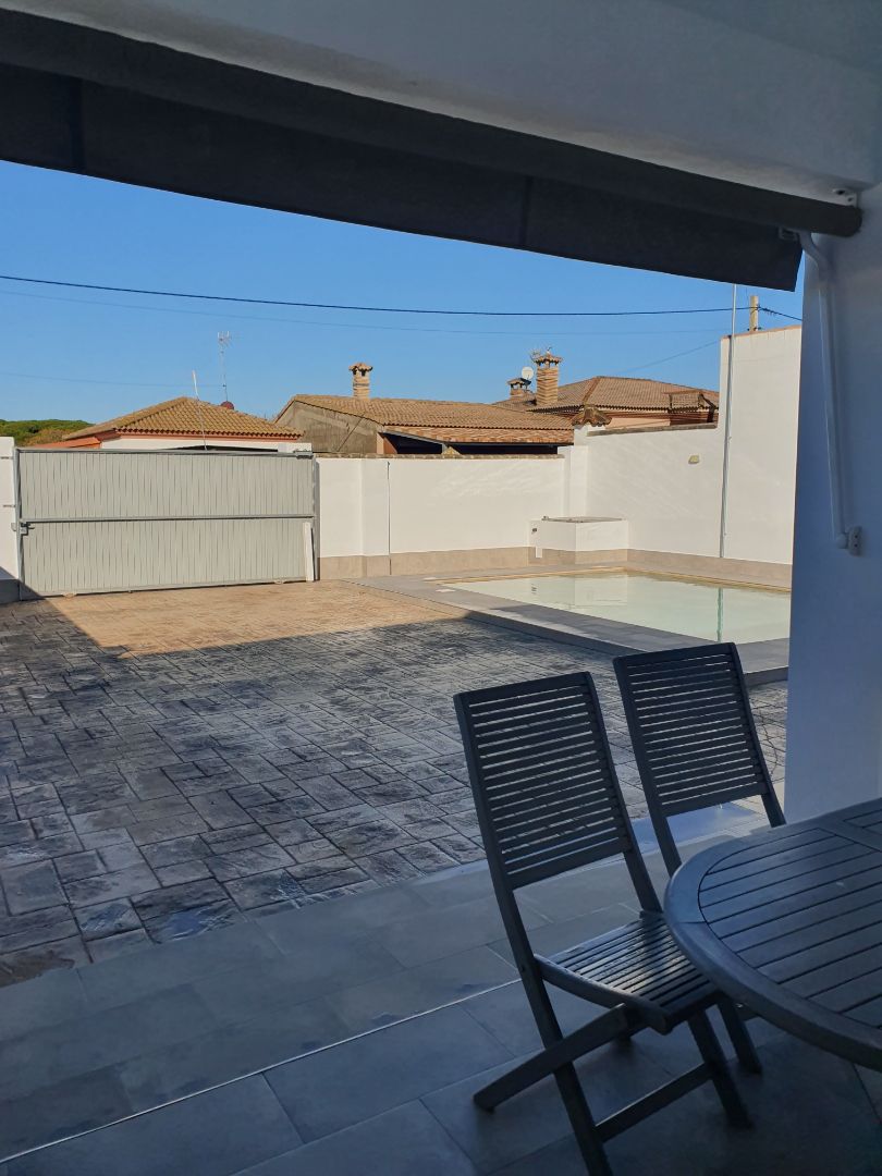 Swimming pool of House or chalet to rent in Chiclana de la Frontera  with Air Conditioner, Private garden and Terrace