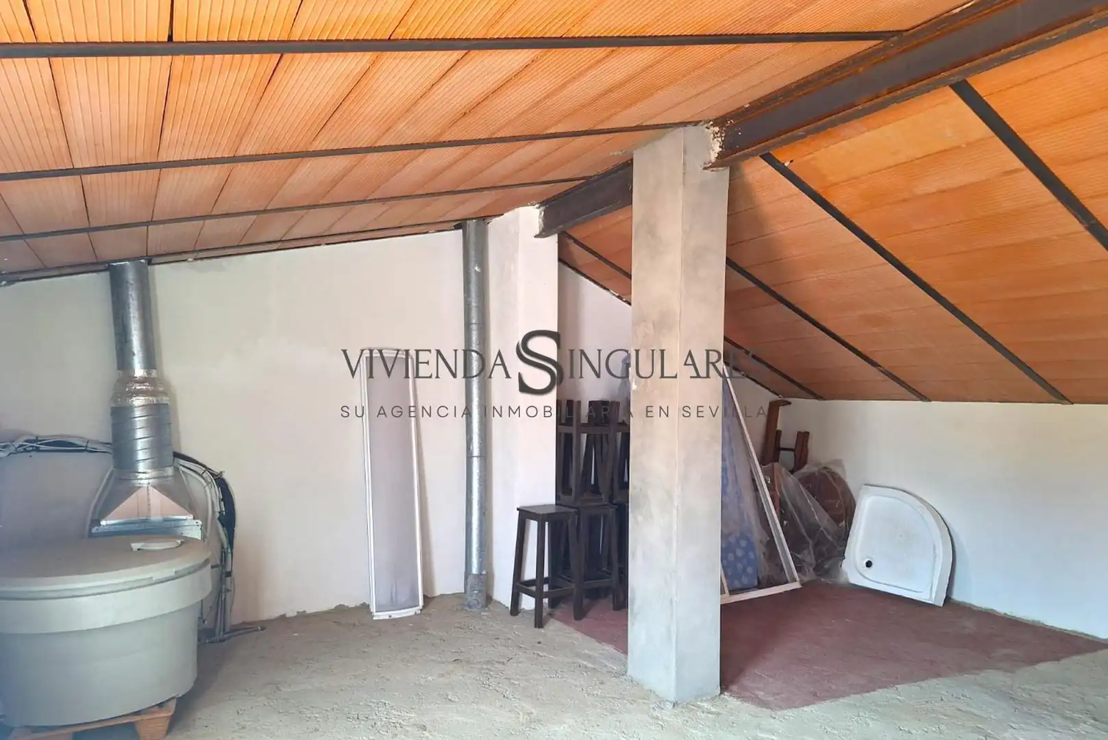Houses for sale in Arroyomolinos de León  with Terrace and Balcony