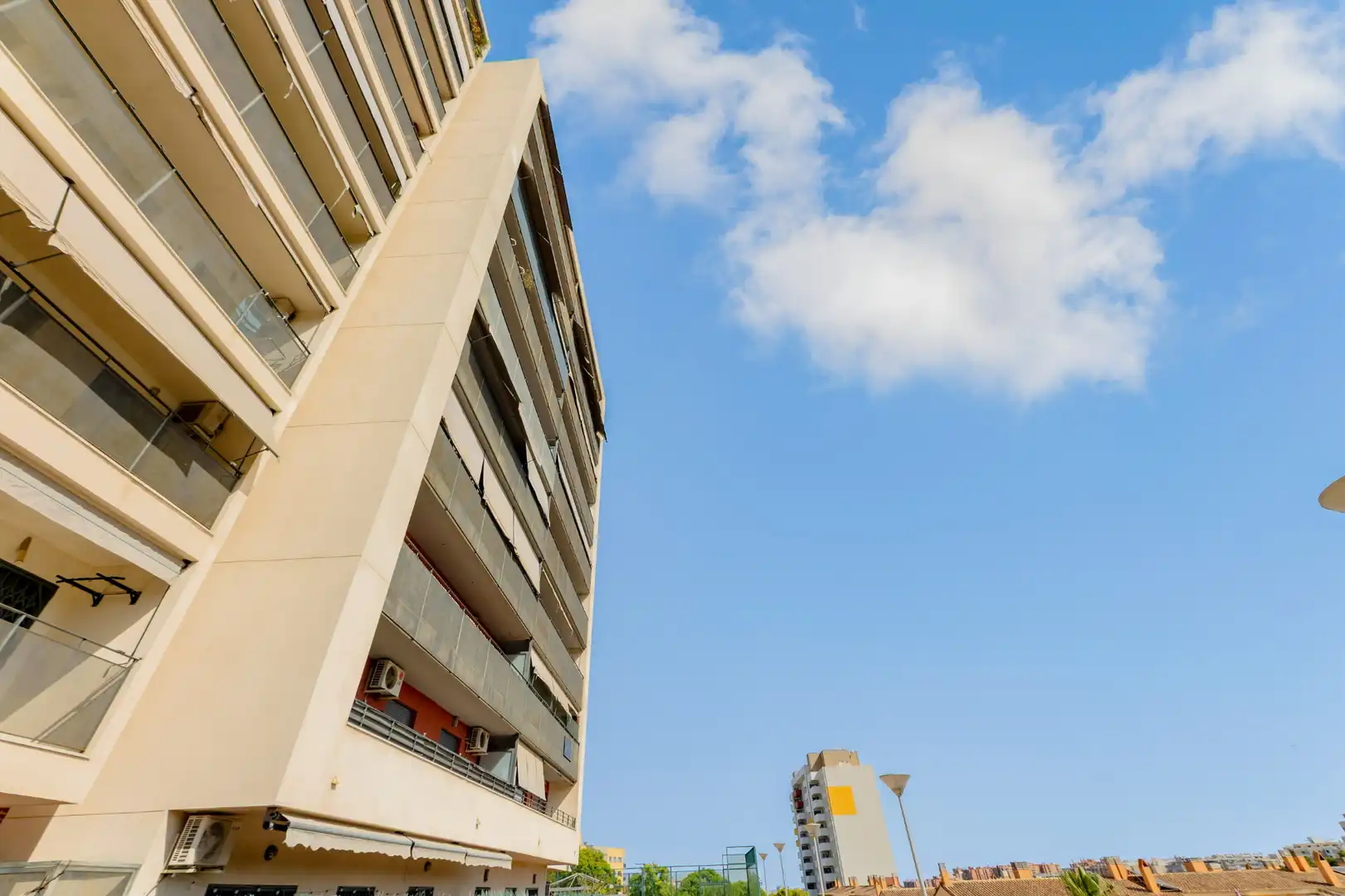 Exterior view of Flat for sale in Paterna  with Air Conditioner, Storage room and Balcony