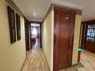 Wohnung zur Miete in Vega de Infanzones mit Heizung, Parkett und Terrasse