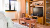 Living room of House or chalet for sale in A Coruña Capital   with Heating, Private garden and Storage room
