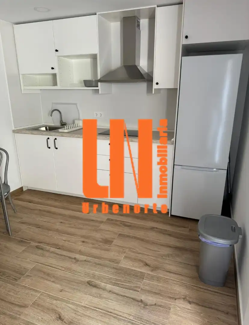 Vista exterior de Apartament de lloguer en Villanueva de la Cañada amb Aire condicionat, Calefacció i Terrassa