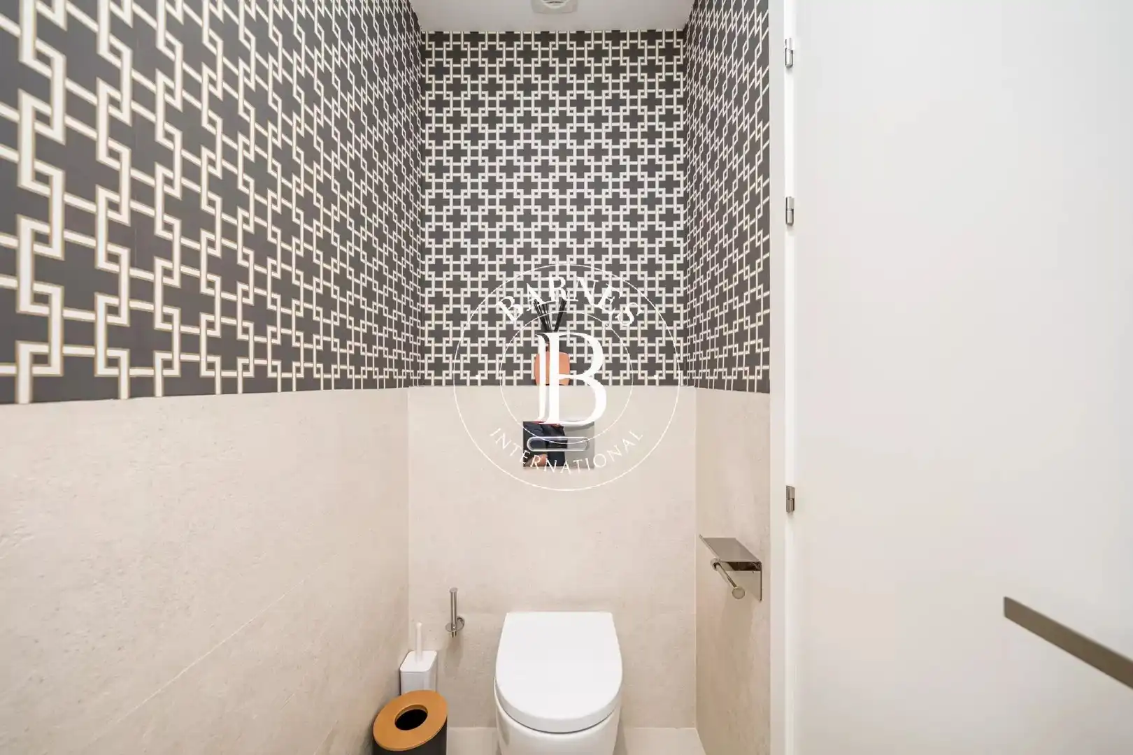 Badezimmer von Wohnung zum Verkauf in Madrid mit Klimaanlage, Heizung und Abstellraum