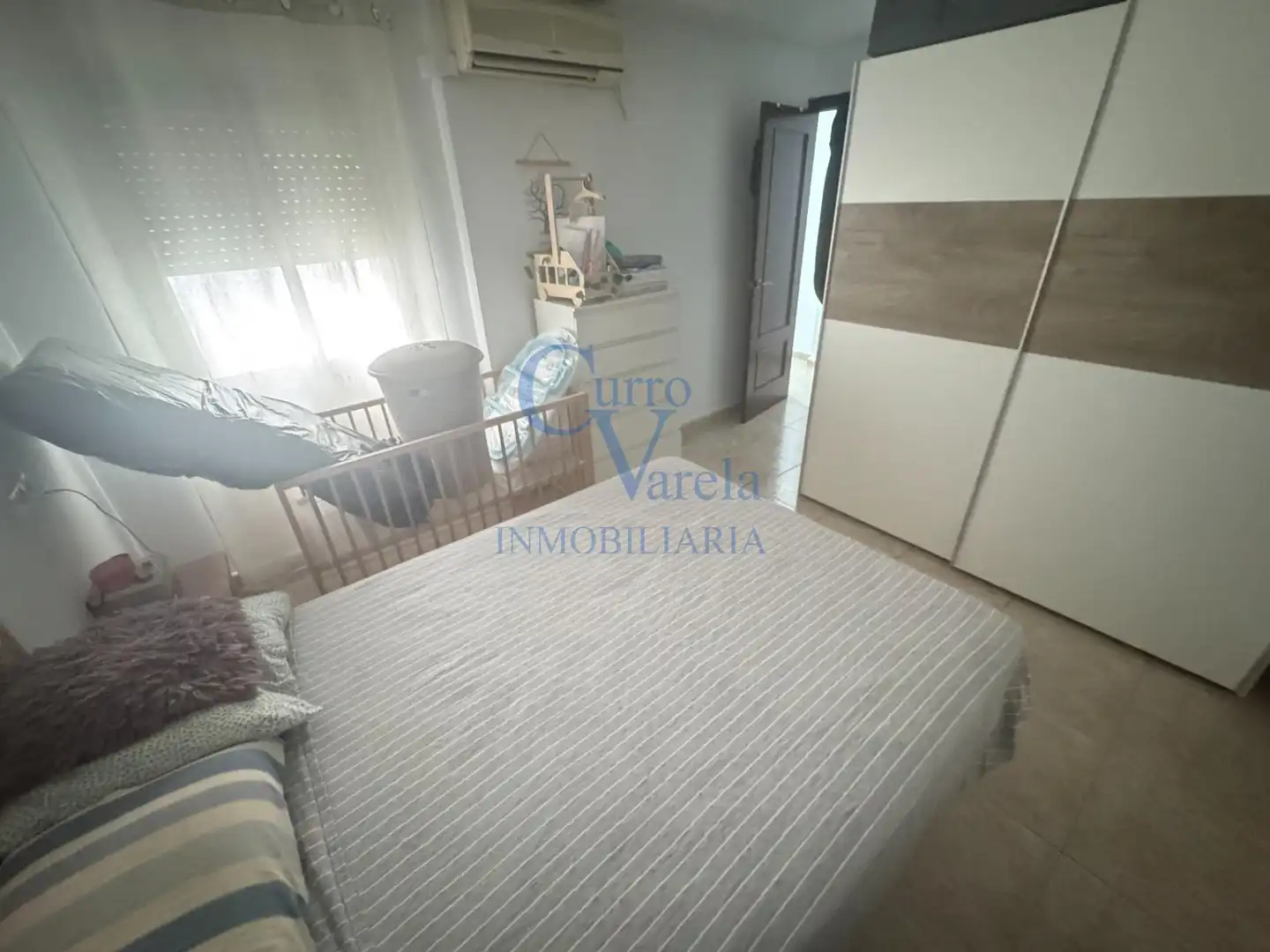 Schlafzimmer von Wohnung zum Verkauf in Dos Hermanas mit Klimaanlage und Heizung