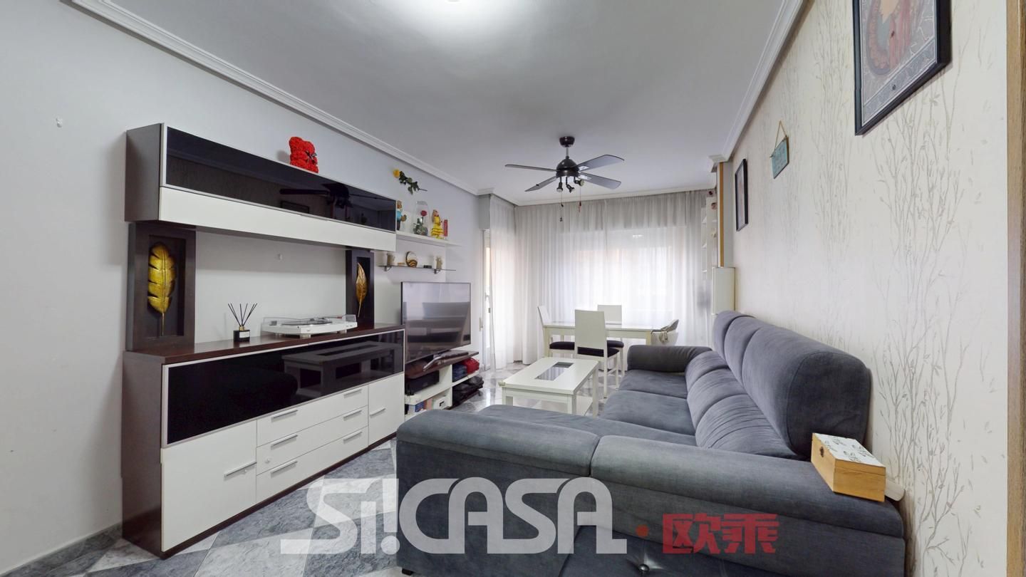 Sala de estar de Piso en venta en Parla con Calefacción y Terraza