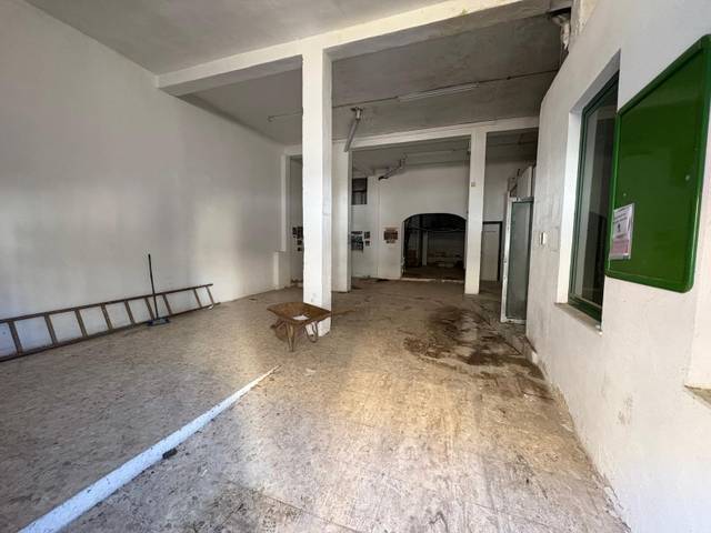 Local comercial en Alquiler en Vallesequillo
