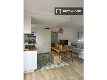 Flat with balcony to rent in El Pla del Real
