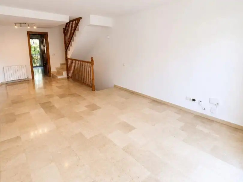 Reihenhaus mit Garten zum Verkauf in Calle Pontevedra 17A, imagen 11