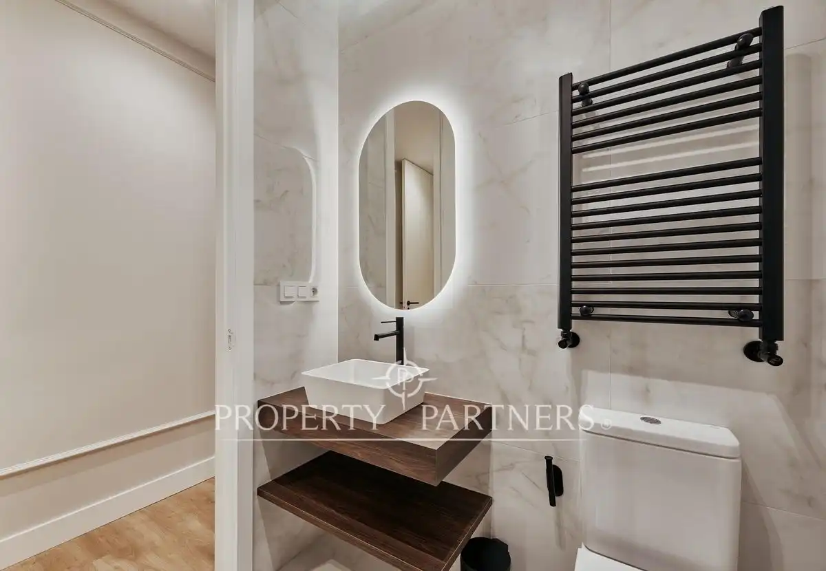 Baño de Apartamento en venta en Madrid con Aire acondicionado, Calefacción y Amueblado