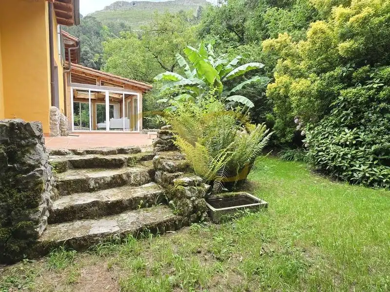 Terraza de Casa o chalet en venta en Llanes con Calefacción, Jardín privado y Terraza
