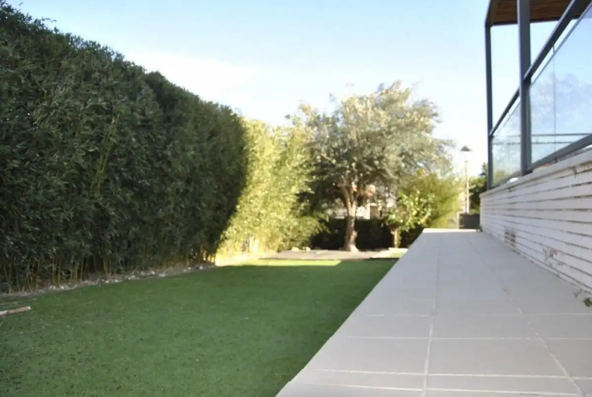 Jardí de Casa o xalet en venda en Cunit amb Calefacció, Jardí privat i Parquet