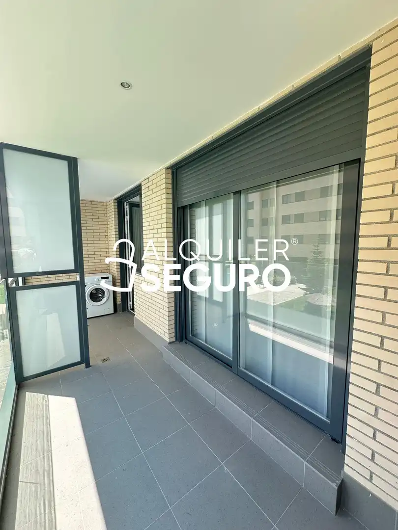 Piso de alquiler en Madrid con Calefacción, Terraza y Trastero