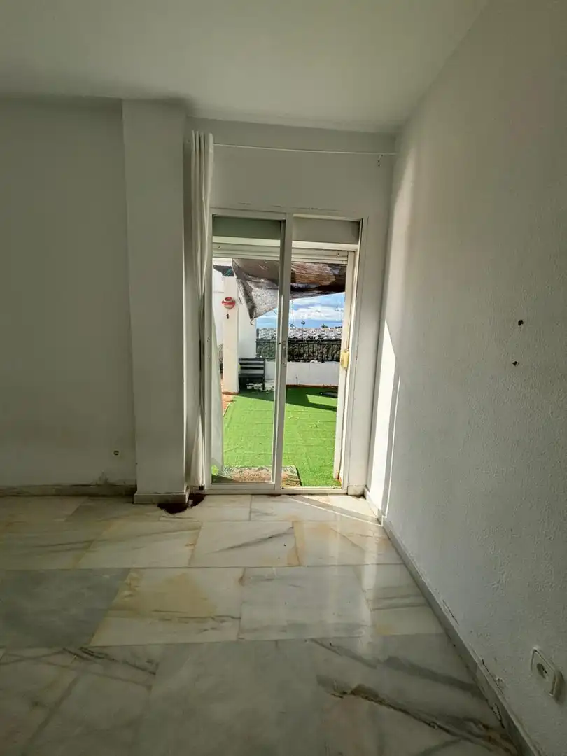 Dúplex en venda a Calahonda