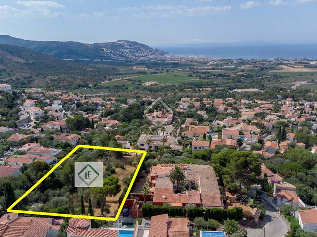 Terreno en Venta en Nord