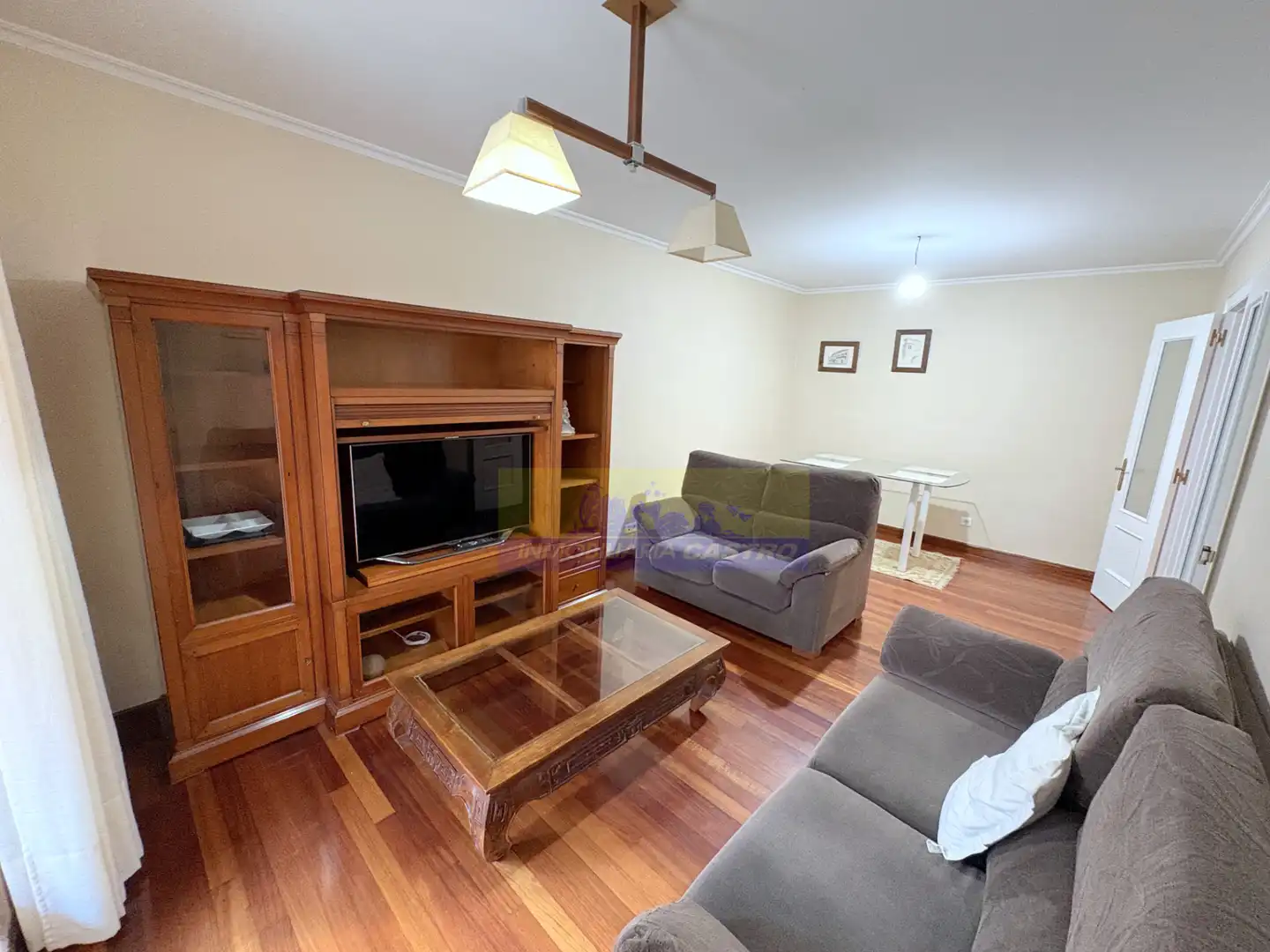 Sala de estar de Piso de alquiler en Castro-Urdiales con Amueblado