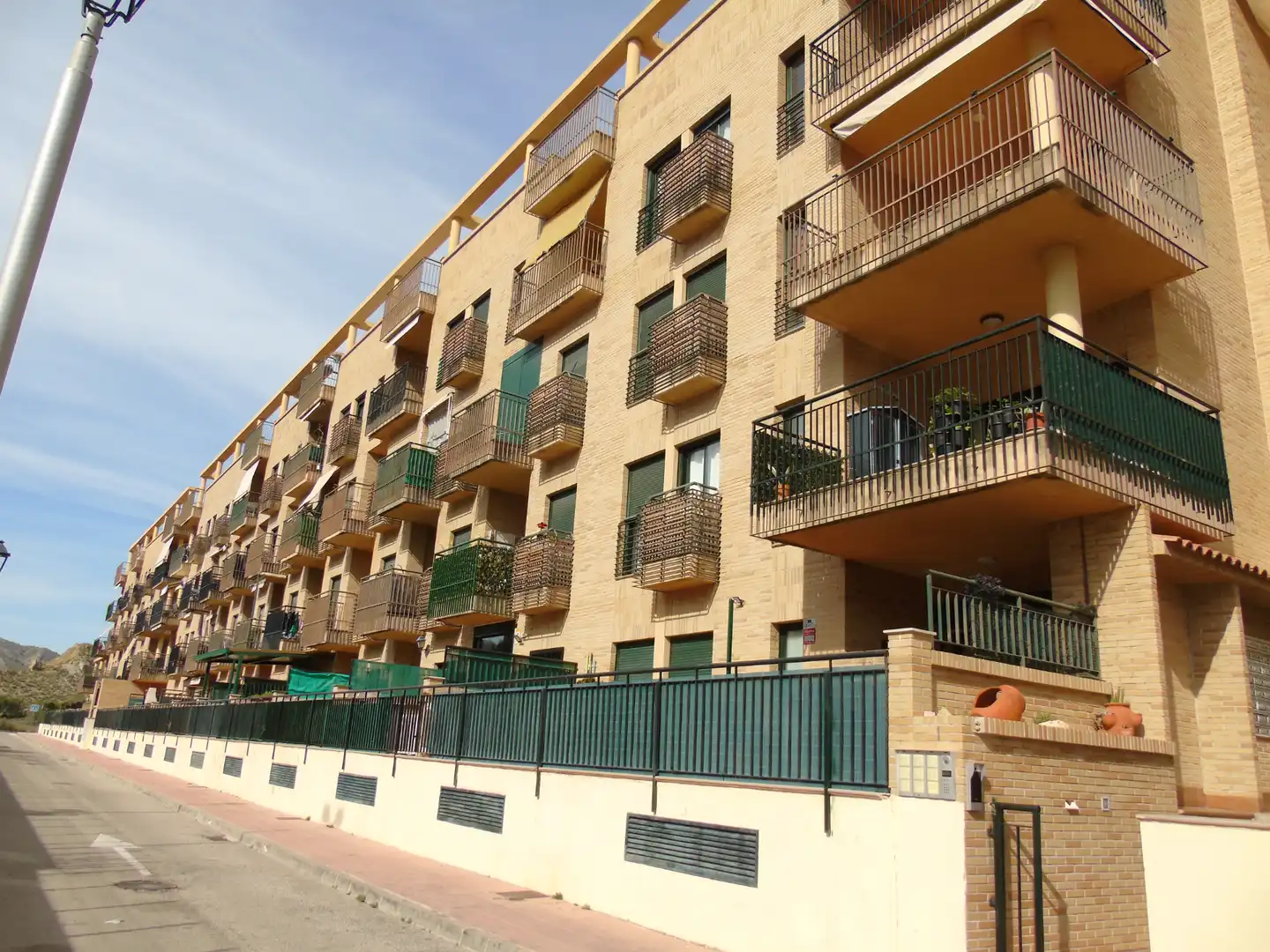 Vista exterior de Apartament en venda en Villanueva del Río Segura amb Aire condicionat, Calefacció i Jardí privat