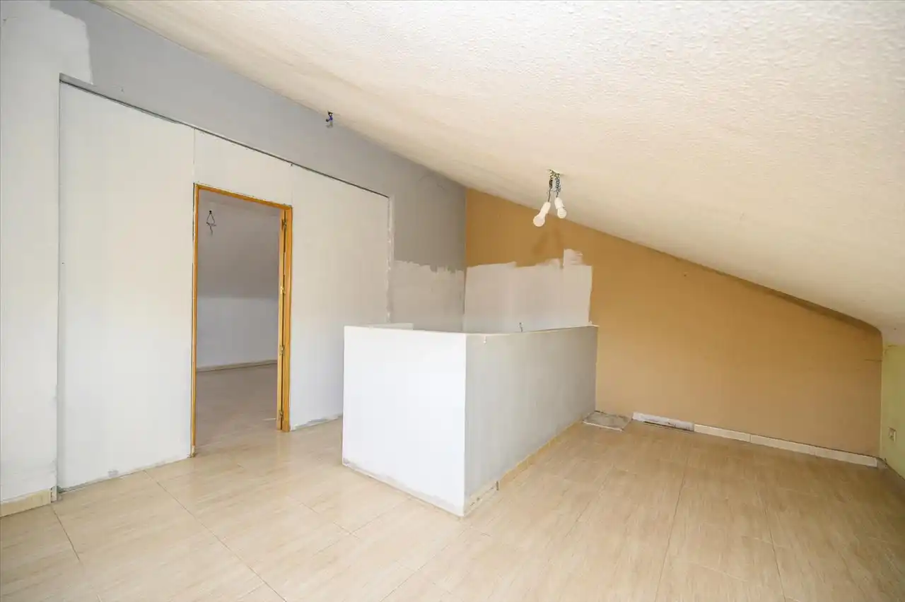 Casa o xalet en venda en Chozas de Canales amb Calefacció i Terrassa