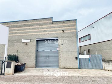 Nave industrial en venta en Calle tramuntana 6