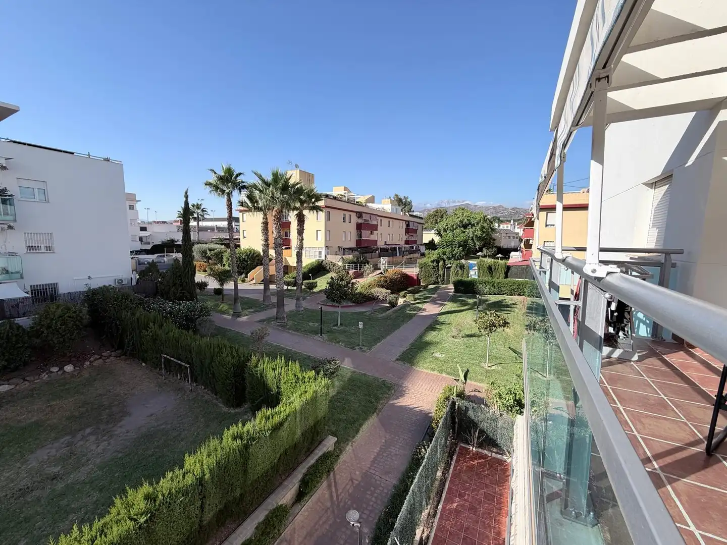 Vista exterior de Pis en venda en Vélez-Málaga amb Terrassa, Traster i Piscina comunitària