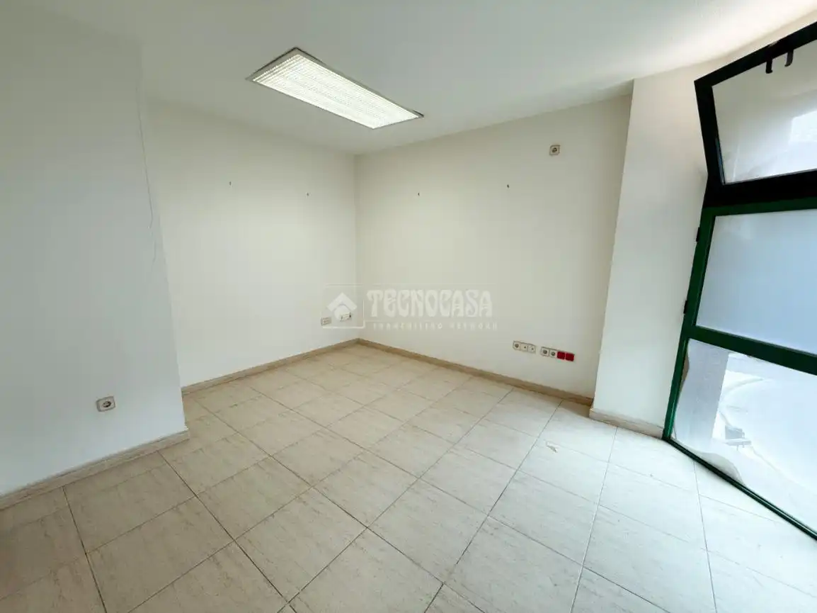 Local comercial en venda a Villalba Estación, imagen 6