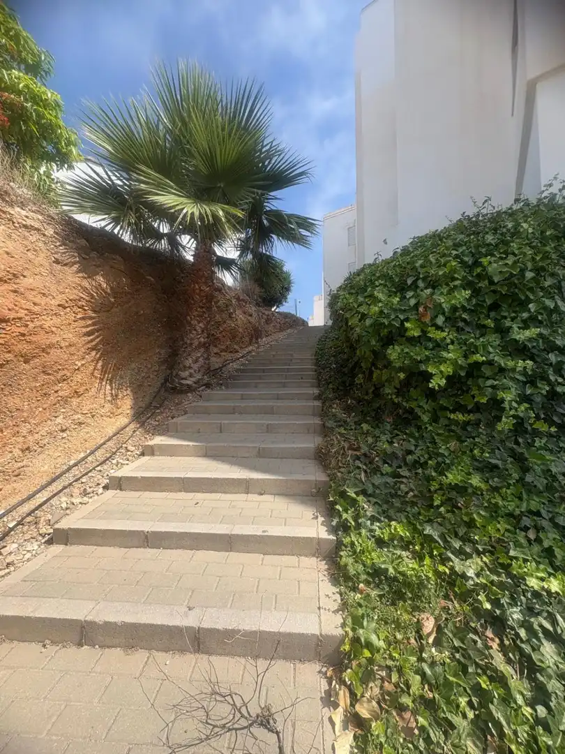 Vista exterior de Piso en venta en Nerja con Calefacción, Terraza y Trastero