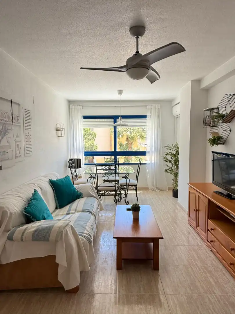Sala d'estar de Apartament de lloguer en Orihuela amb Aire condicionat, Calefacció i Terrassa