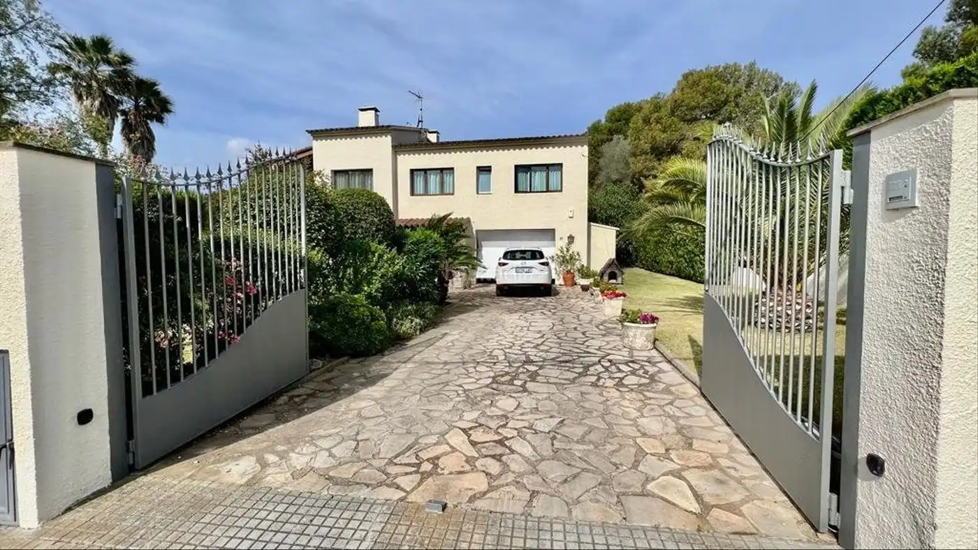 Villa avec jardin à vendre à Carrer de la Cerdanya 16, imagen 16