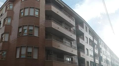 Foto 2 de Piso en venta en Teruel, Plaza de Toros - Barón de Warsage, Calatayud