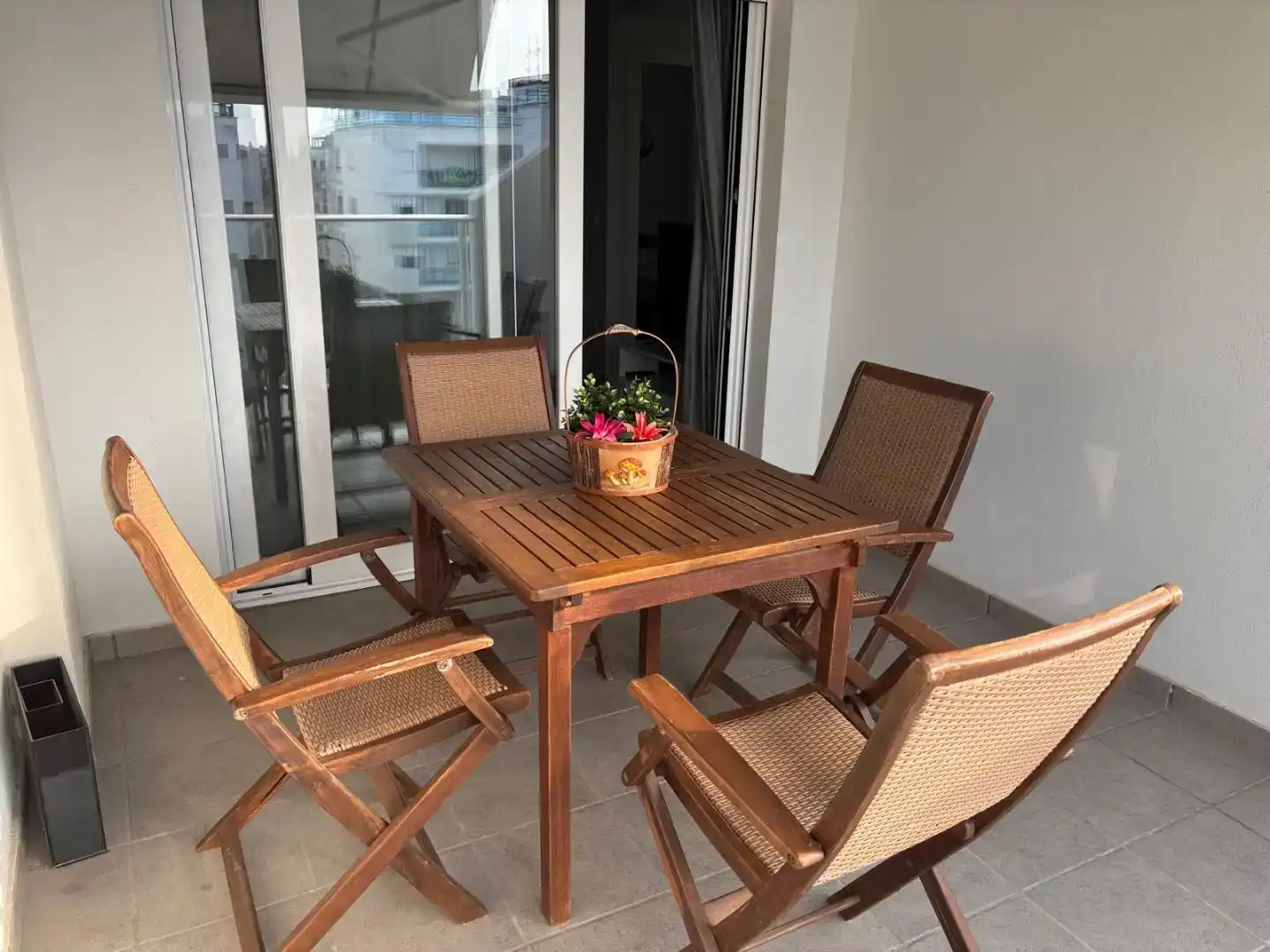 Terrasse von Dachboden zur Miete in Daimús mit Klimaanlage, Schwimmbad und Balkon
