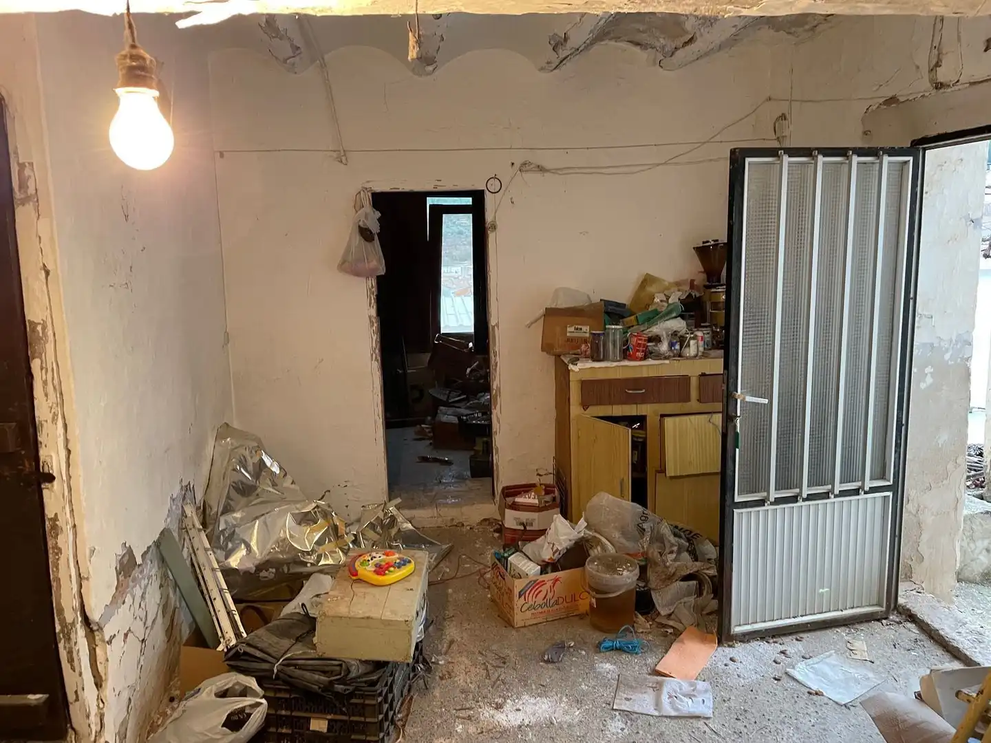 Houses for sale in Montán  with Storage room