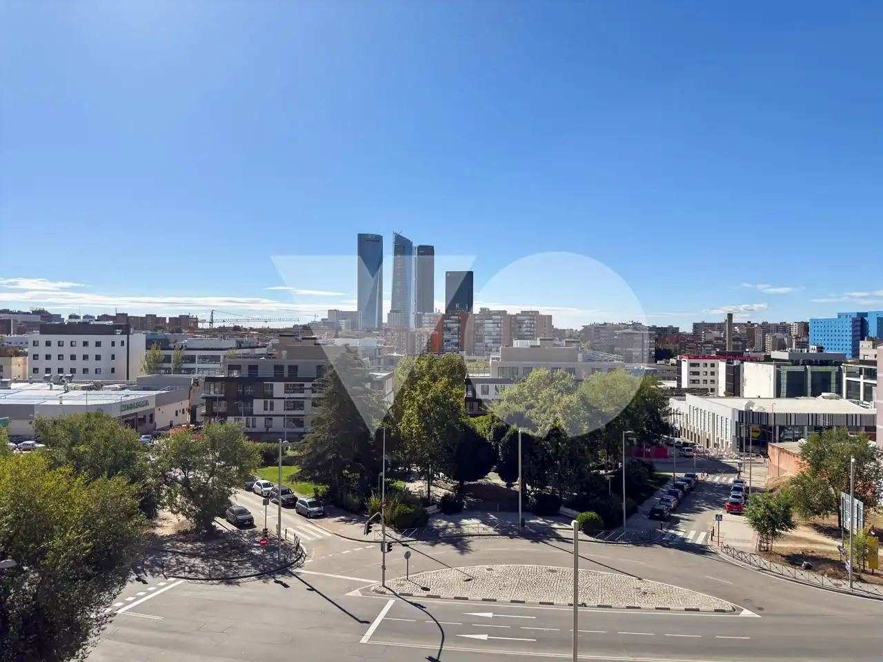 Exterior view of Flat for sale in Fuencarral - El Pardo