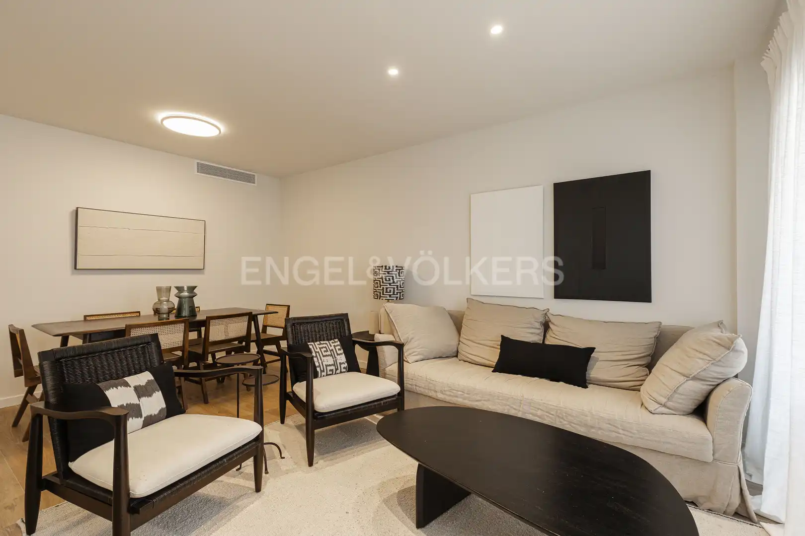 Sala d'estar de Apartament de lloguer en Boadilla del Monte amb Aire condicionat, Calefacció i Jardí privat