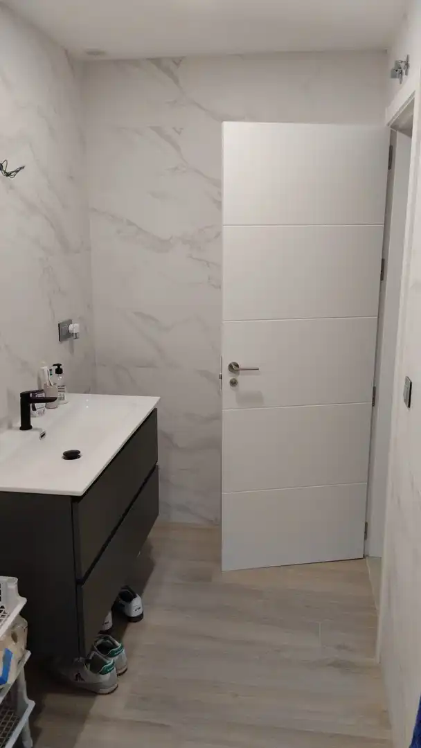 Bany de Casa o xalet en venda en Carrión de Calatrava amb Jardí privat, Terrassa i Piscina