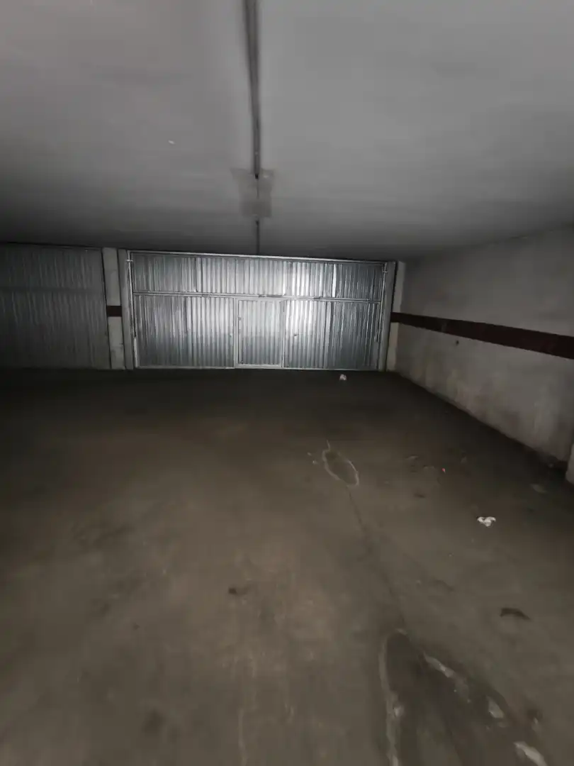 Parkplatz von Garage zum Verkauf in Mengíbar