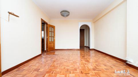 Photo 4 of Flat for sale in Calle de Somontín, Apóstol Santiago, Madrid