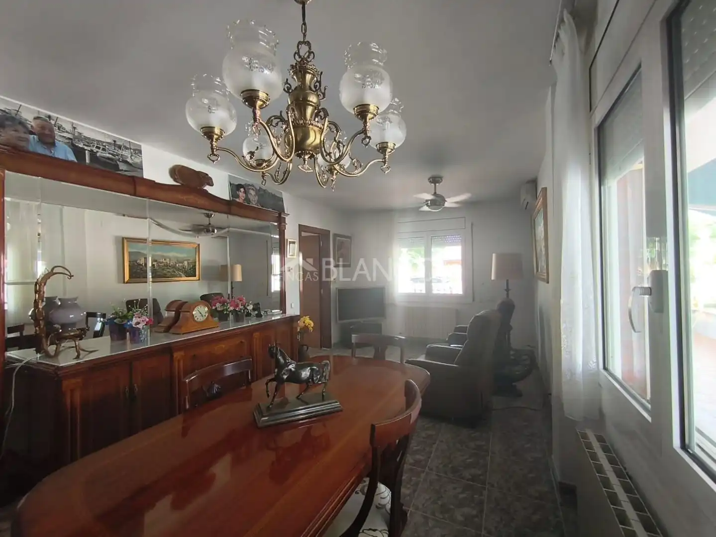 Sala de estar de Casa o chalet en venta en Piera con Aire acondicionado, Calefacción y Jardín privado