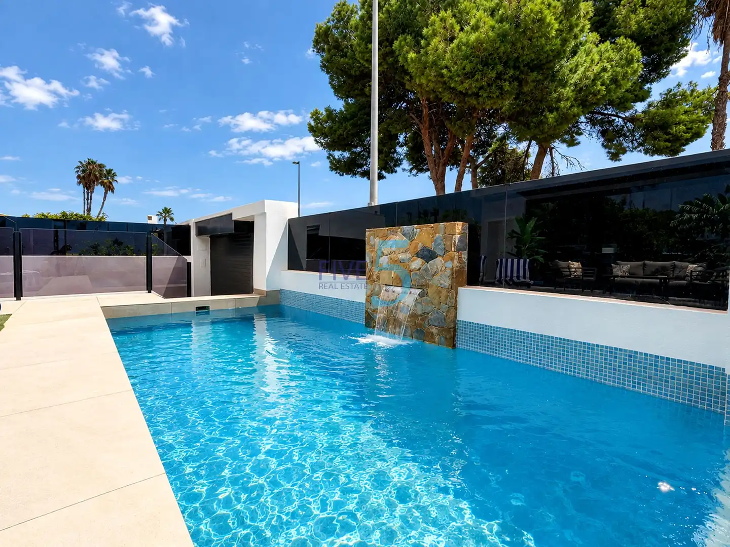 Casa con terraza en venta en Santiago de la Ribera, imagen 2
