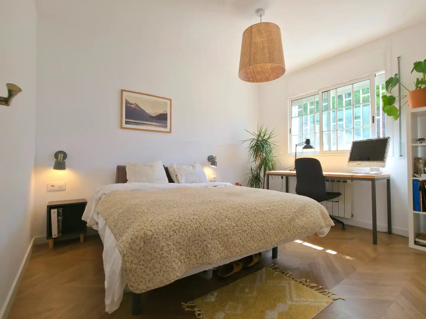 Habitación de Casa o chalet en venta en Corbera de Llobregat con Aire acondicionado, Calefacción y Jardín privado