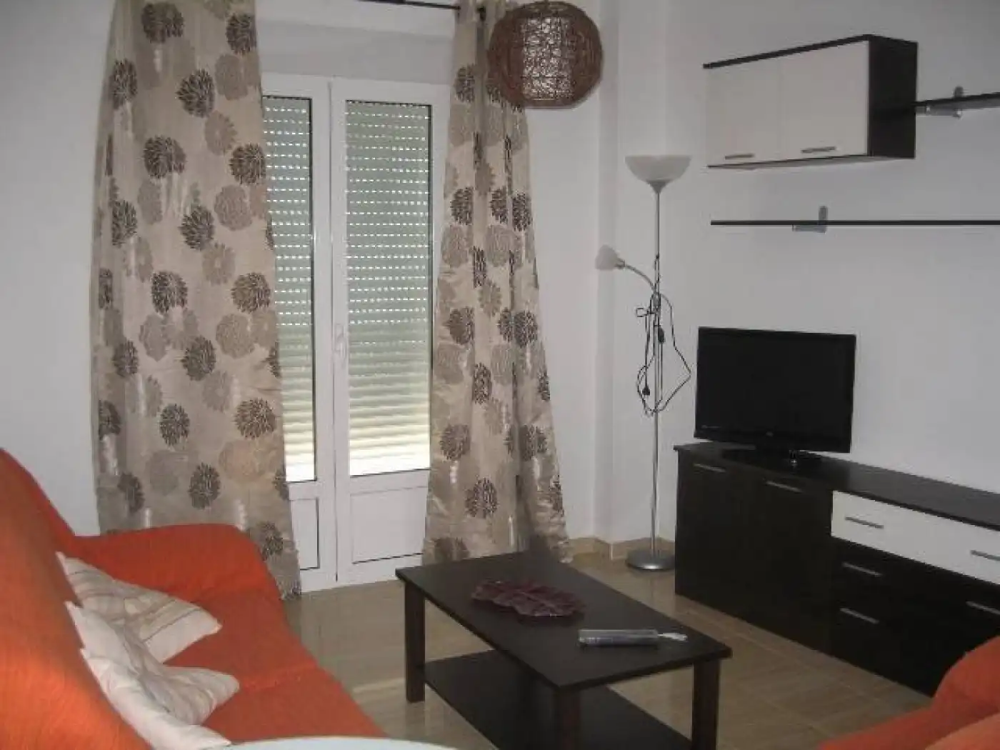 Living room of Flat for rent in Santiago-Pontones  with Heating, Furnished and Balcony