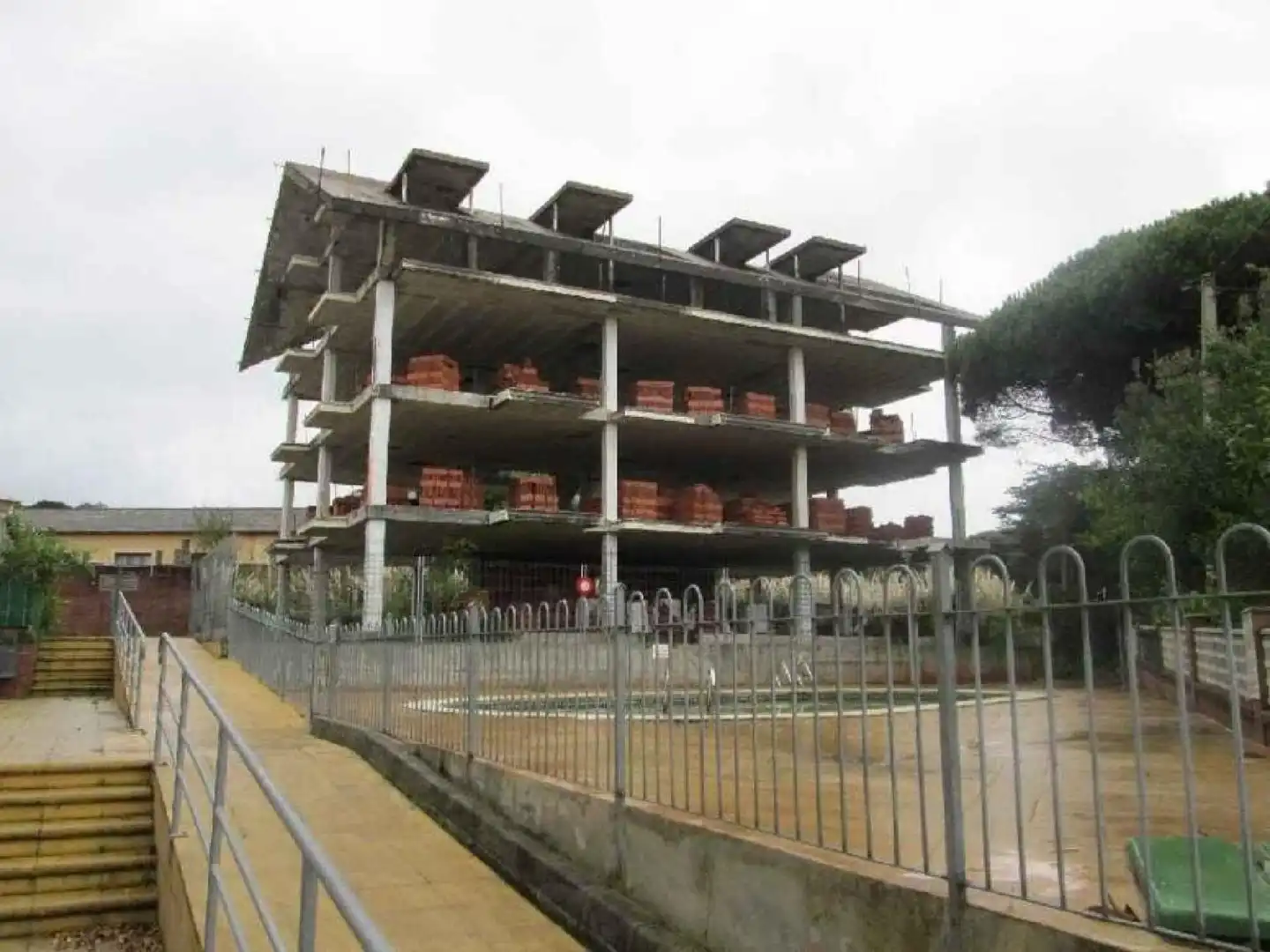 Vista exterior de Pis en venda en Noja