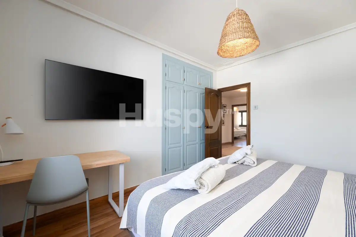 Dormitori de Casa o xalet en venda en Elche / Elx amb Aire condicionat, Calefacció i Jardí privat