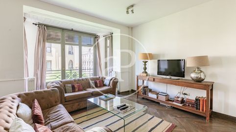 Photo 2 of Flat for rent in C. de Moreto, Jerónimos, Madrid Capital