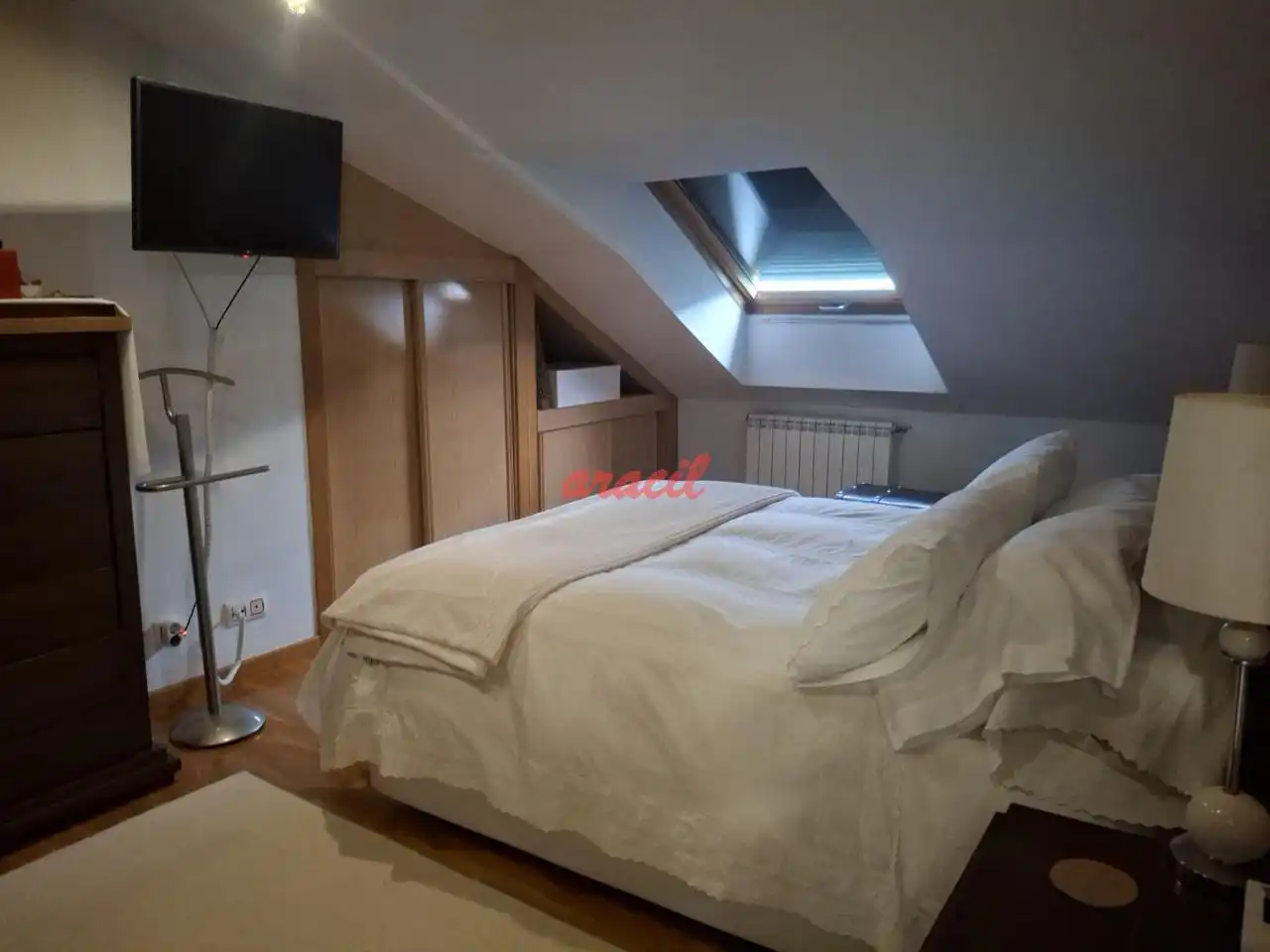 Habitación de Dúplex en venta en Ourense Capital  con Calefacción y Amueblado