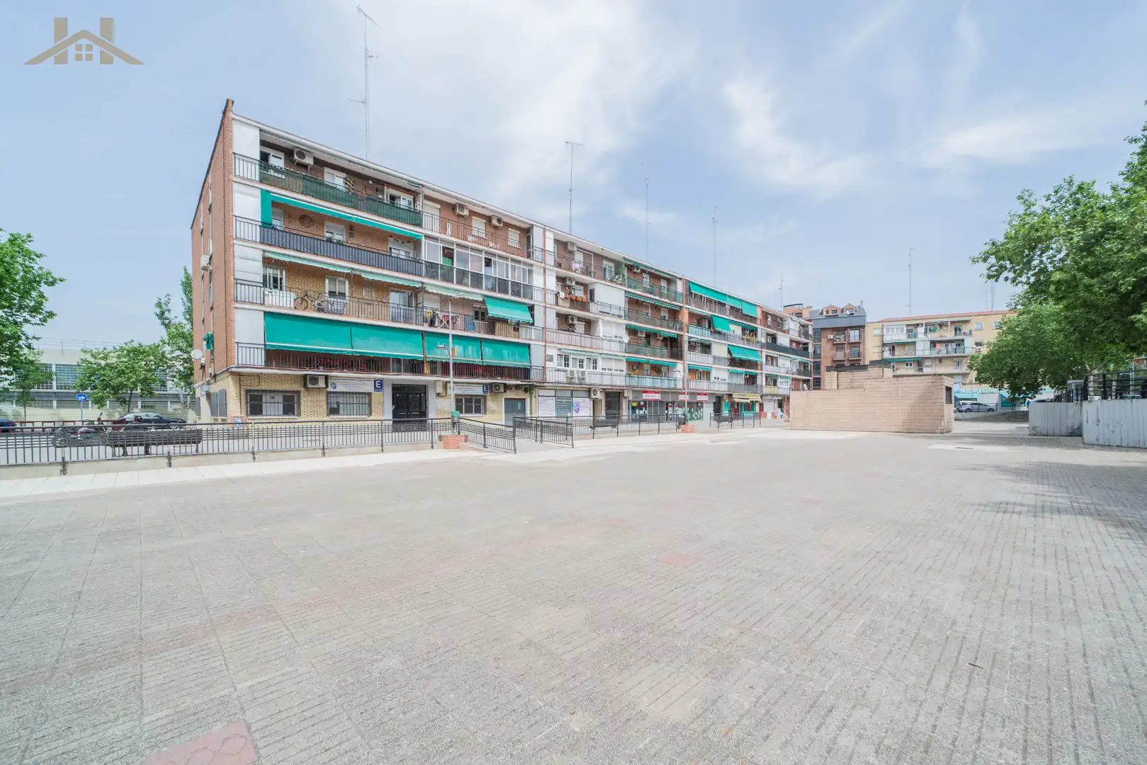 Exterior view of Flat for sale in Alcorcón  with Air Conditioner, Heating and Terrace