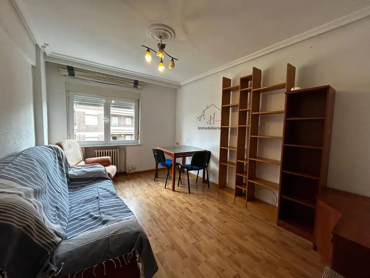 Living room of Flat for rent in Salamanca  with Heating, Furnished and Balcony